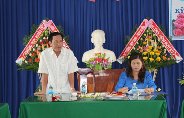 Hội LHPN huyện M'Đrắk tọa đàm kỷ niệm Ngày Quốc tế phụ nữ 8/3