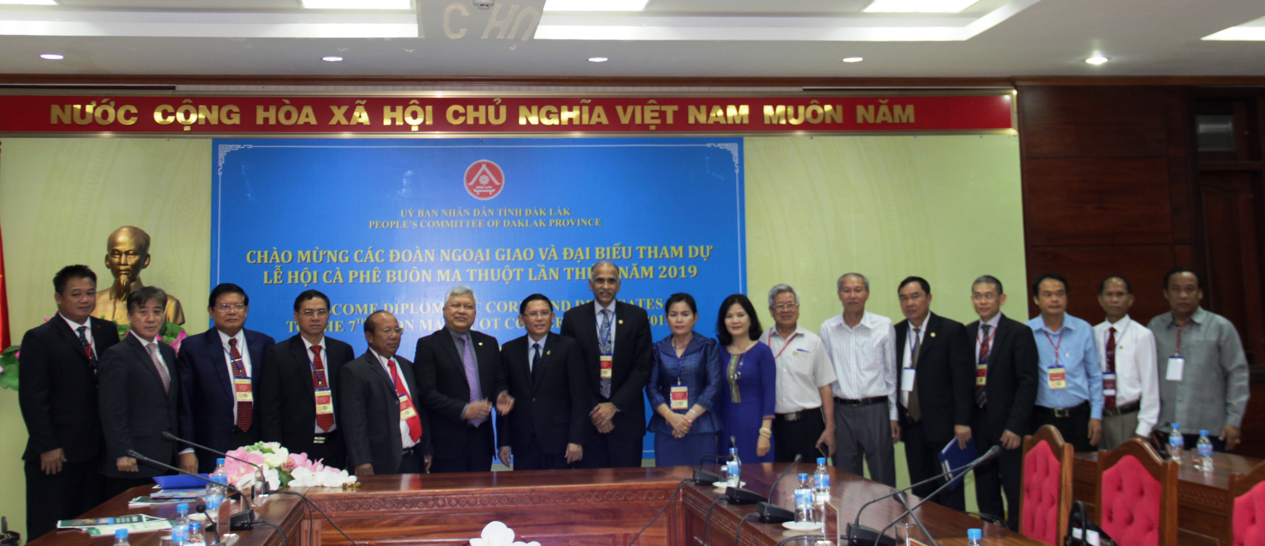 UBND tỉnh chào xã giao các đoàn ngoại giao tham dự Lễ hội Cà phê lần thứ 7 năm 2019