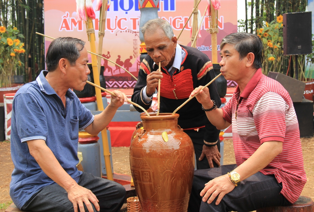 Tổ chức nhiều hoạt động đặc sắc tại Hội thi Ẩm thực Tây Nguyên