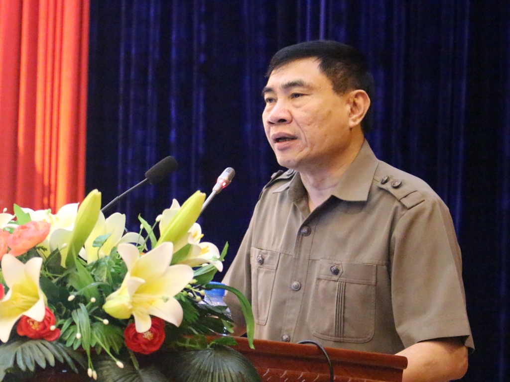 Hội nghị thông báo tình hình thời sự cho cán bộ hưu trí