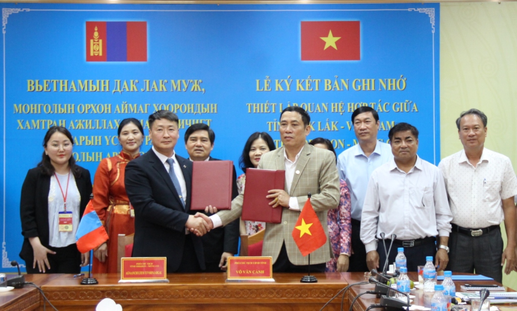 Dak Lak, Orkhon sign MoU on establishing cooperation relationship