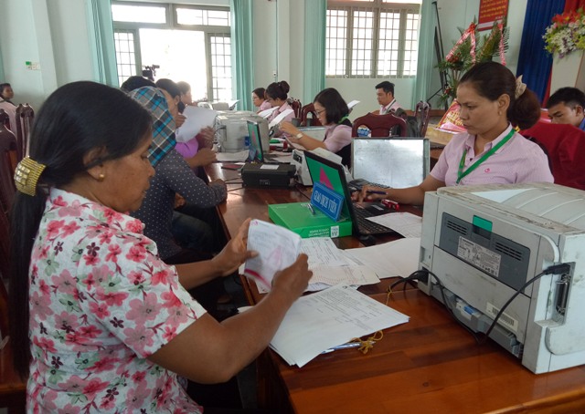 Ngân hàng Chính sách xã hội huyện Lắk triển khai nâng mức cho vay đối với hộ nghèo