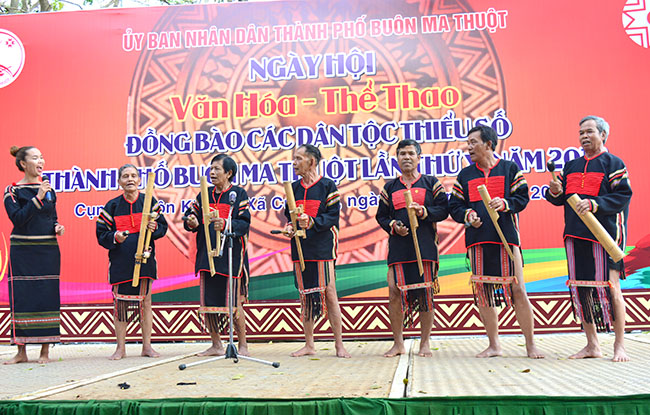 Định hướng chiến lược xây dựng và phát triển thành phố Buôn Ma Thuột thành đô thị trung tâm vùng Tây Nguyên