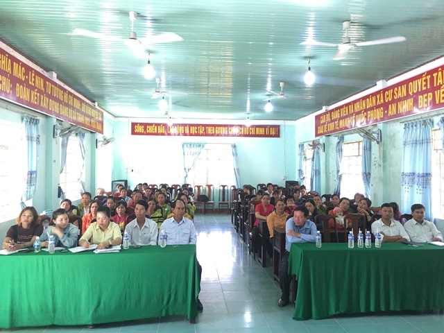 Khai giảng lớp dạy nghề chăn nuôi heo tại xã Cư San huyện M'Đrắk