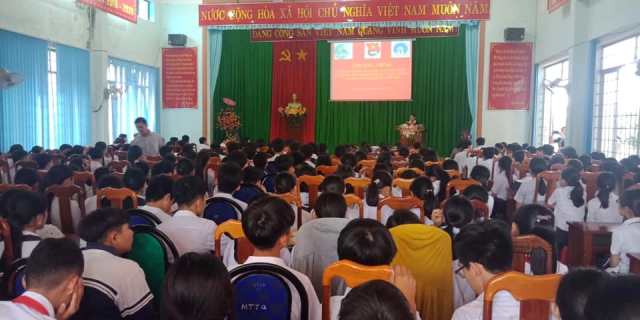 Truyền thông giáo dục kỹ năng sống, chăm sóc sức khỏe sinh sản vị thành niên, phòng chống xâm hại tình dục trẻ em tại huyện Ea Kar