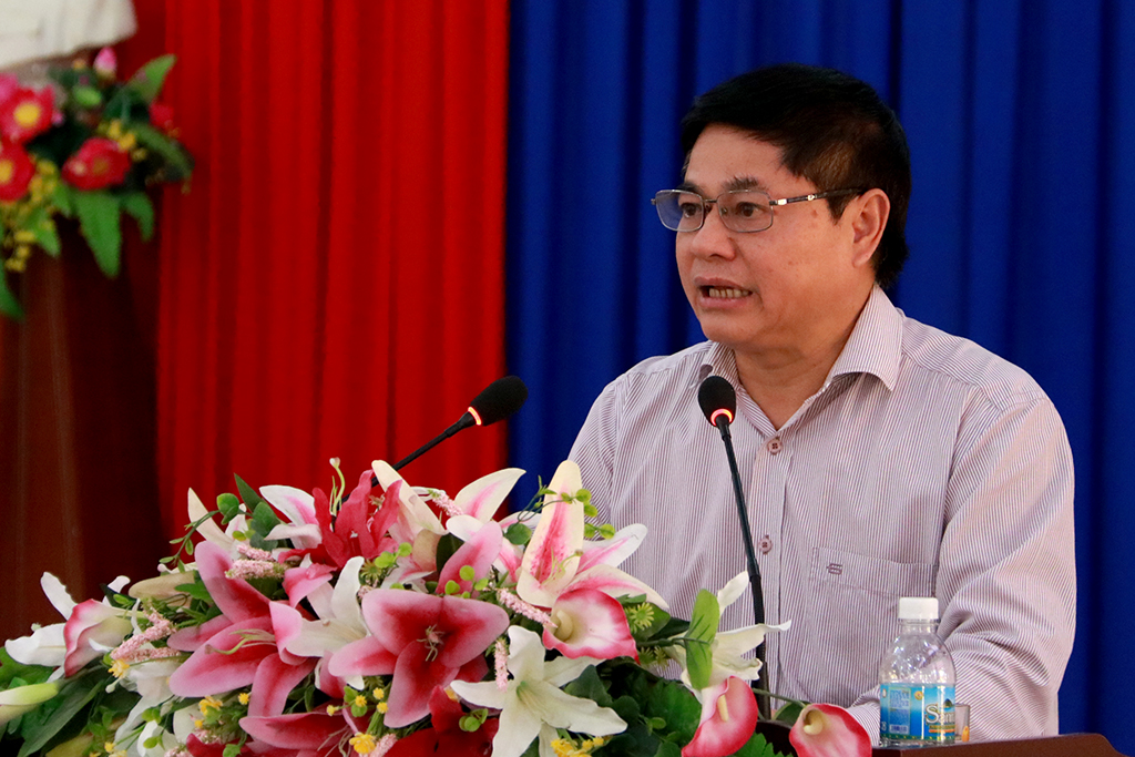 Thường trực Tỉnh ủy làm việc với Huyện ủy M’ Drắk về tình hình thực hiện nhiệm vụ Quý I năm 2019