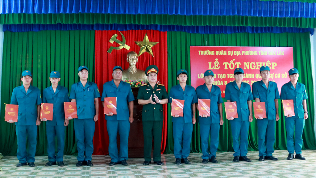 Lễ tốt nghiệp Lớp đào tạo Trung cấp chuyên nghiệp ngành quân sự cơ sở khóa 8, năm học 2017 – 2019