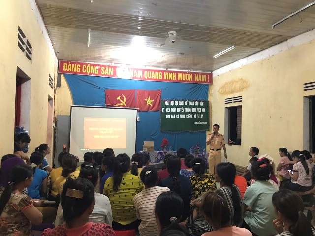 Hội Liên hiệp Phụ nữ huyện Ea Súp tổ chức truyền thông tại 6 xã trên địa bàn huyện