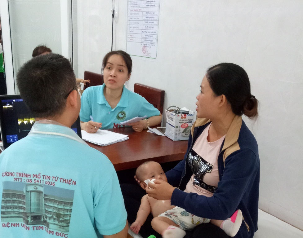 Khám sàng lọc bệnh tim bẩm sinh cho trẻ em tỉnh Đắk Lắk