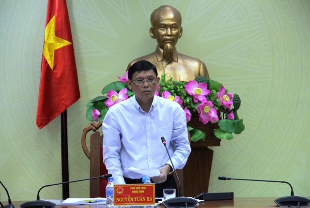 Meeting between Dak Lak PPC and Sao Mai Group, VinGroup and Vietnam KVC JSC to agree on project implementation