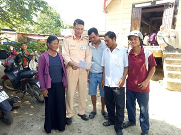 Huyện M'Đrắk: Đa dạng hóa các hình thức tuyên truyền về trật tự an toàn giao thông