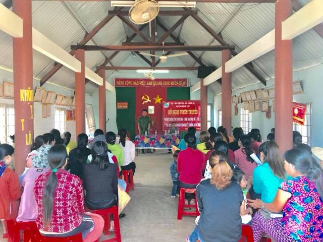 Hội Liên hiệp Phụ nữ huyện Krông Pắc  tuyên truyền pháp luật về hôn nhân và phòng, chống tín dụng đen