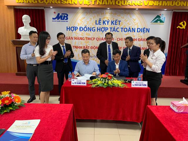 Công ty TNHH Bất động sản và Xây dựng Thành Đồng ký kết hợp tác với Ngân hàng Thương mại cổ phần Quân đội tại Đắk Lắk