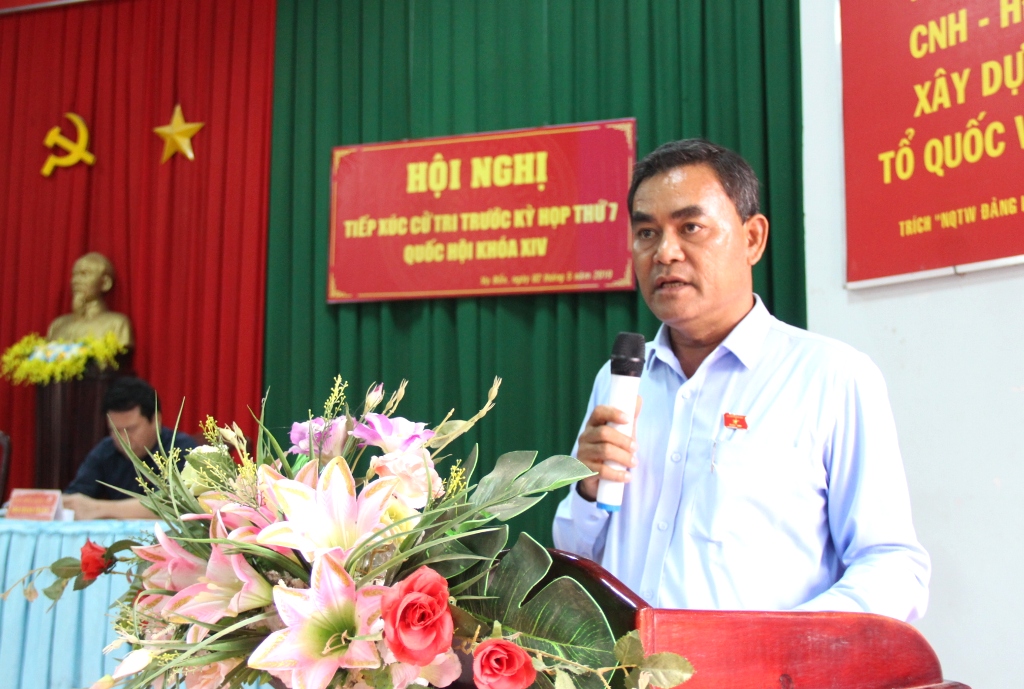 Đoàn Đại biểu Quốc hội tỉnh tiếp xúc cử tri huyện Krông Pắk