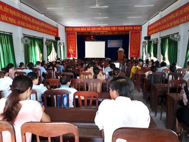 Liên đoàn Lao động huyện Buôn Đôn: Tập huấn nghiệp vụ cho cán bộ Công đoàn cơ sở năm 2019