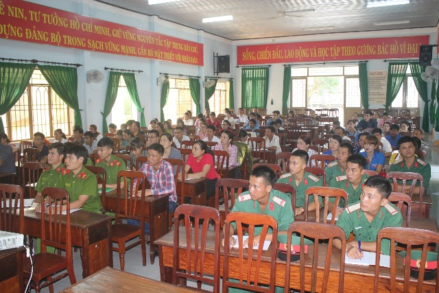 Huyện Buôn Đôn: Khai mạc lớp bồi dưỡng đối tượng kết nạp Đảng khóa 43