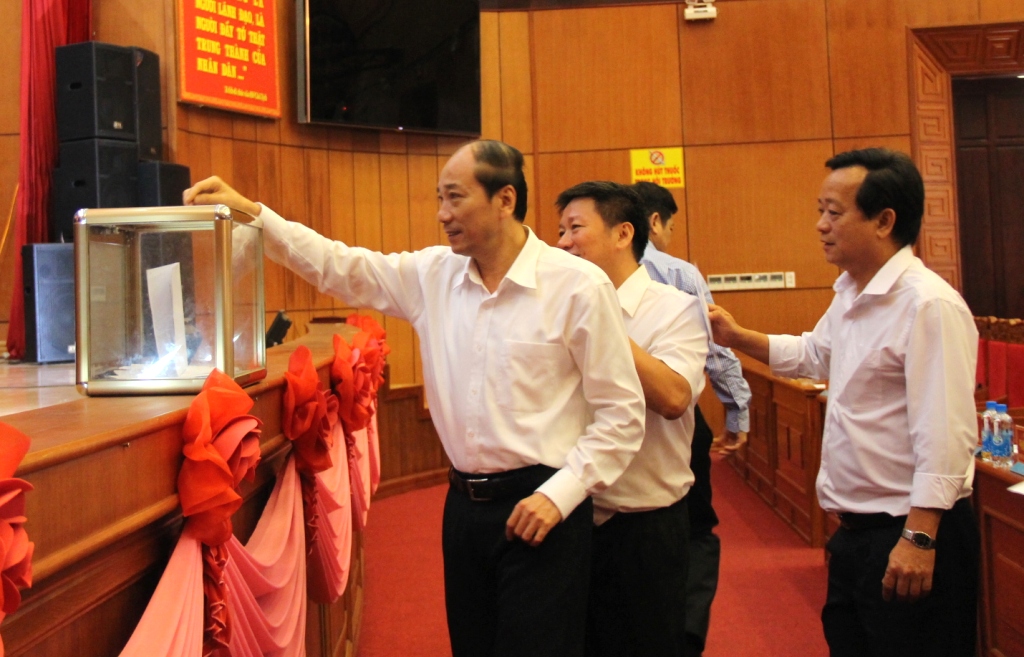 Conference of the provincial most important officials