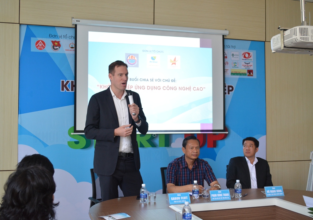 Khởi nghiệp công nghệ cao: Ứng dụng công nghệ 4.0 trong sản xuất nông nghiệp