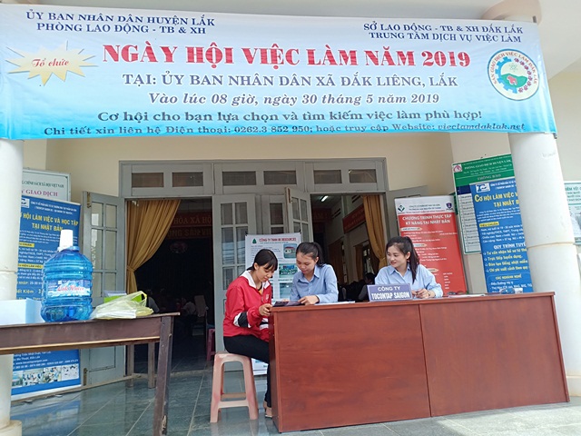 Ngày hội việc làm huyện Lắk năm 2019