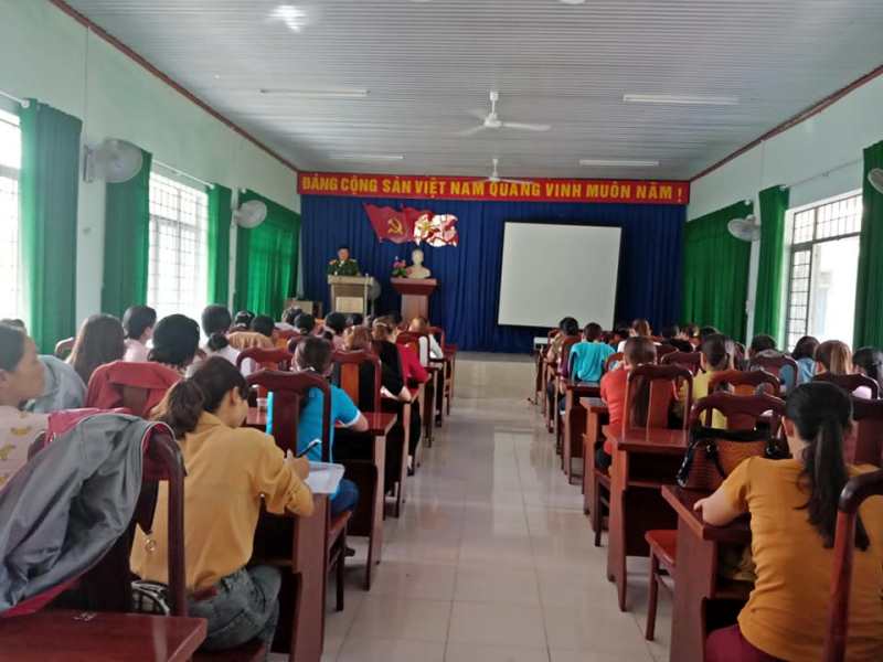 Hội Liên hiệp Phụ nữ huyện Buôn Đôn tổ chức lớp tập huấn bồi dưỡng lý luận chính trị và nghiệp vụ công tác Phụ nữ năm 2019