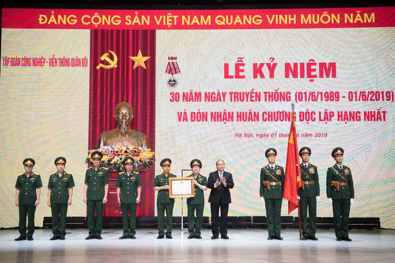 Kỷ niệm 30 năm thành lập Viettel tuyên bố mục tiêu kiến tạo xã hội số
