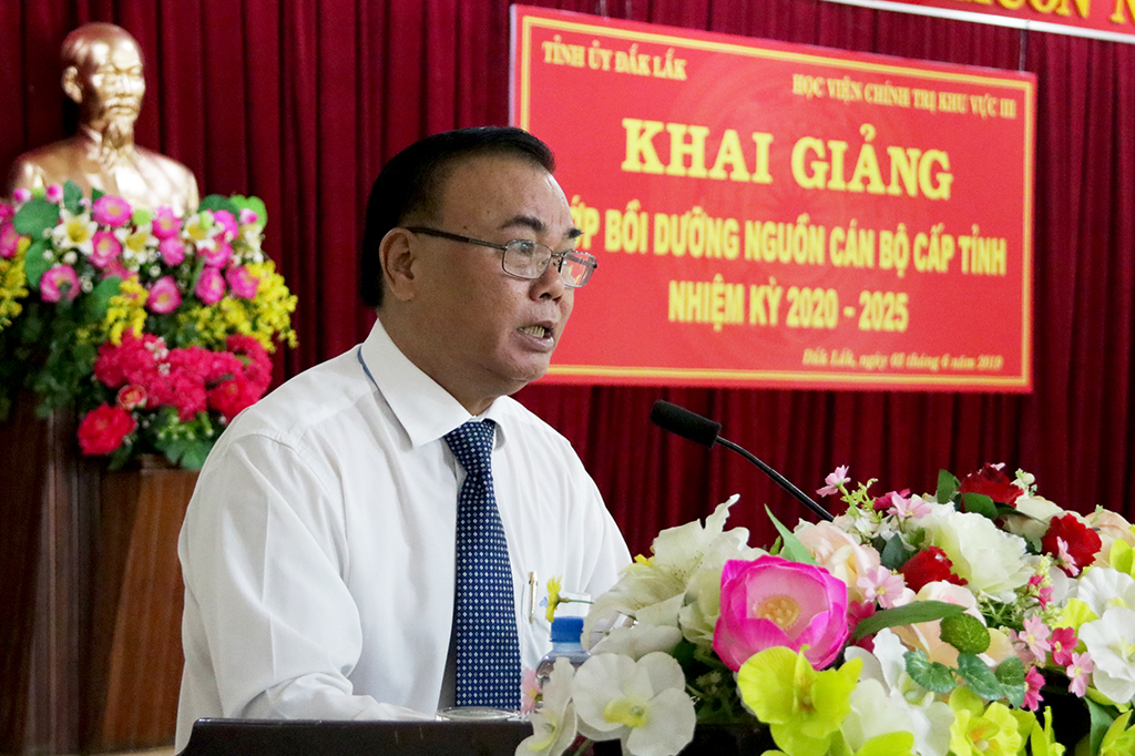 Khai giảng Lớp bồi dưỡng nguồn cán bộ cấp tỉnh nhiệm kỳ 2020 – 2025