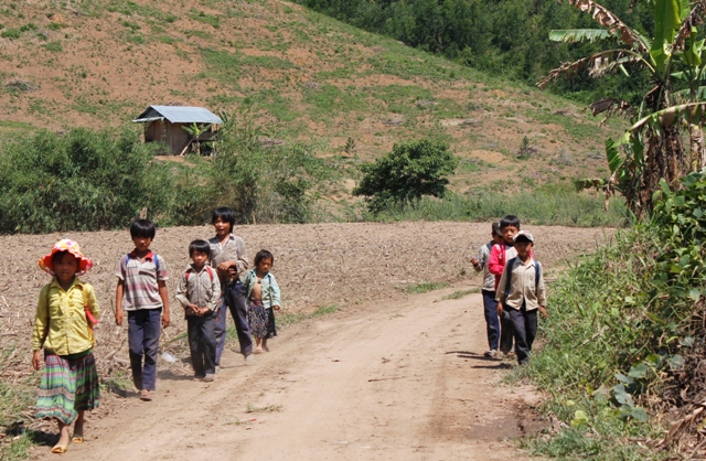 Đánh giá phân định vùng dân tộc thiểu số và miền núi theo trình độ phát triển