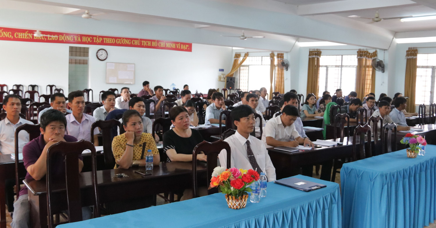 Trường Chính trị tỉnh: Khai giảng lớp bồi dưỡng kiến thức quản lý Nhà nước ngạch Chuyên viên đợt 1, năm 2019