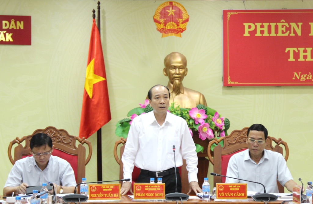 UBND tỉnh họp Phiên thường kỳ tháng 5/2019