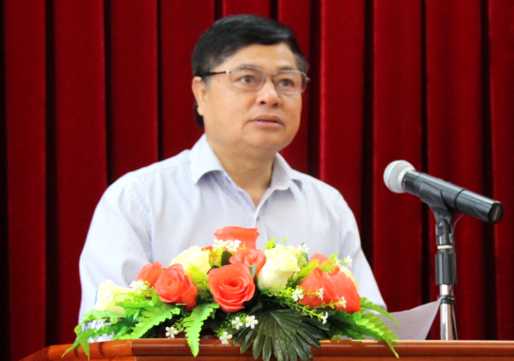 Thường trực Tỉnh ủy đối thoại với cán bộ nữ