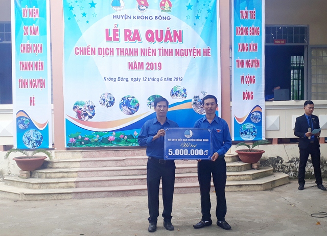 Huyện Krông Bông ra quân Chiến dịch Thanh niên tình nguyện hè năm 2019