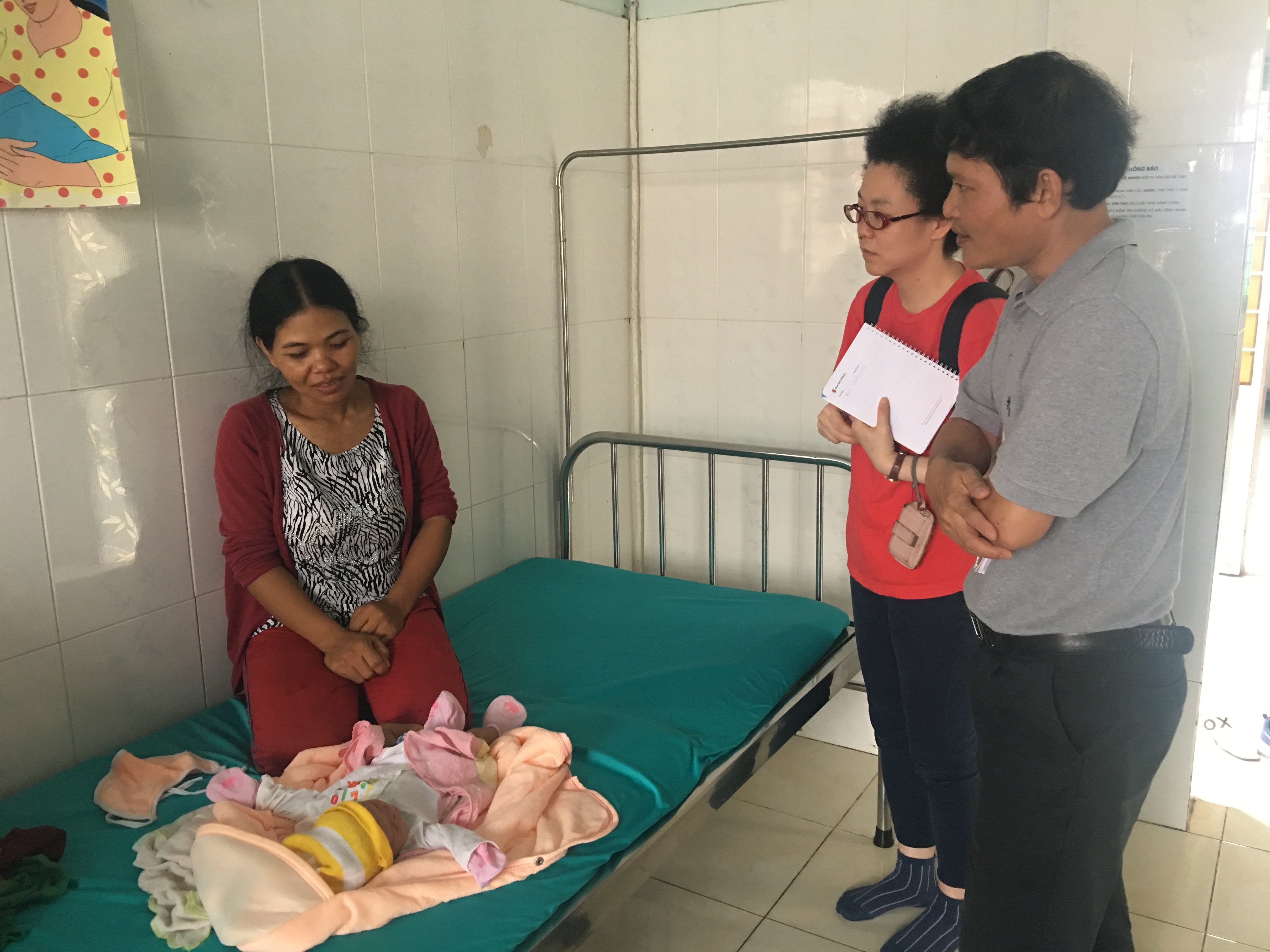 Giám sát, đánh giá các hoạt động truyền thông Chăm sóc sức khỏe bà mẹ và trẻ sơ sinh tại huyện Lắk