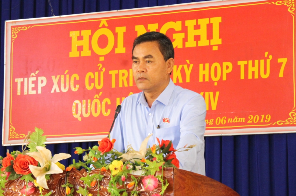 Đoàn Đại biểu Quốc hội tỉnh tiếp xúc cử tri huyện Ea Kar