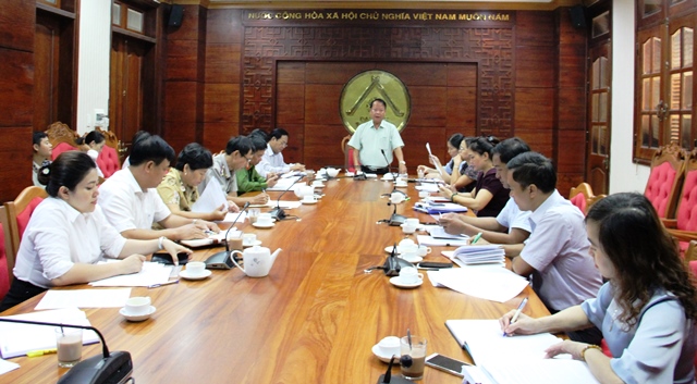 Ban Pháp chế, HĐND tỉnh họp thẩm tra các nội dung trình Kỳ họp thứ 8, khóa IX.