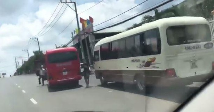 Ủy ban An toàn Giao thông Quốc gia yêu cầu xử lý nghiêm hai xe khách rượt đuổi nhau