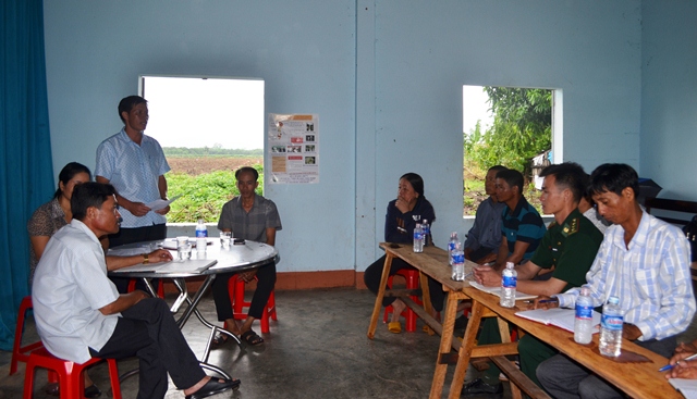 Huyện Ea Súp tiếp xúc, khảo sát nắm tình hình đời sống nhân dân biên giới