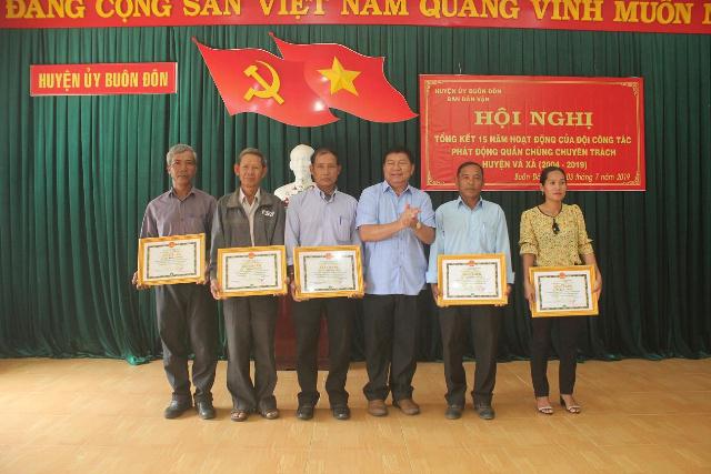 Huyện ủy Buôn Đôn: Tổng kết 15 năm hoạt động của Đội công tác phát động quần chúng