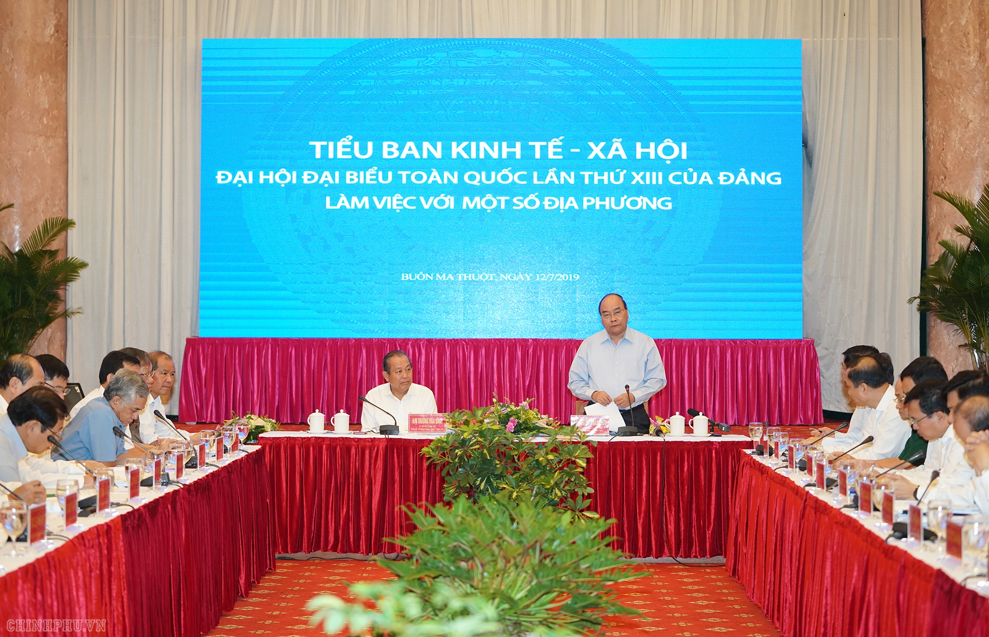 Thủ tướng chủ trì họp Tiểu ban KTXH với các địa phương miền Trung, Tây Nguyên