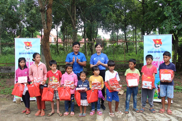 Chiến dịch “Kỳ nghỉ hồng” tại xã Dur Kmăn, huyện Krông Ana