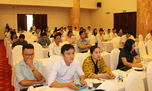 Tập huấn kiến thức thương mại điện tử cho cán bộ, doanh nghiệp, hợp tác xã trên địa bàn tỉnh