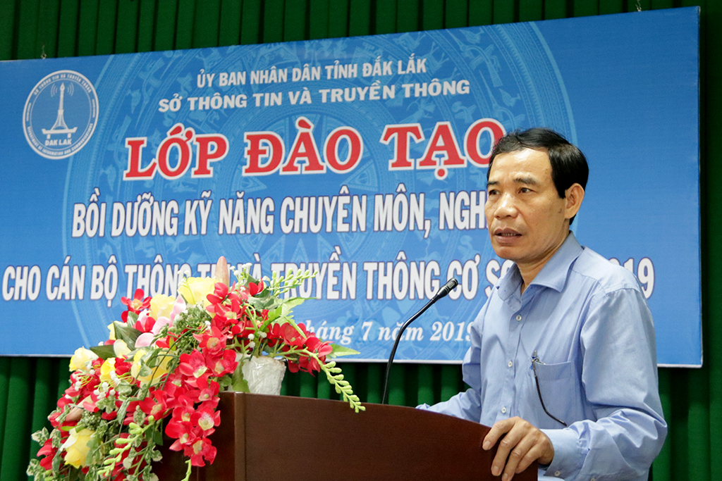 Khai giảng lớp đào tạo bồi dưỡng kỹ năng chuyên môn, nghiệp vụ cho cán bộ thông tin và truyền thông cơ sở