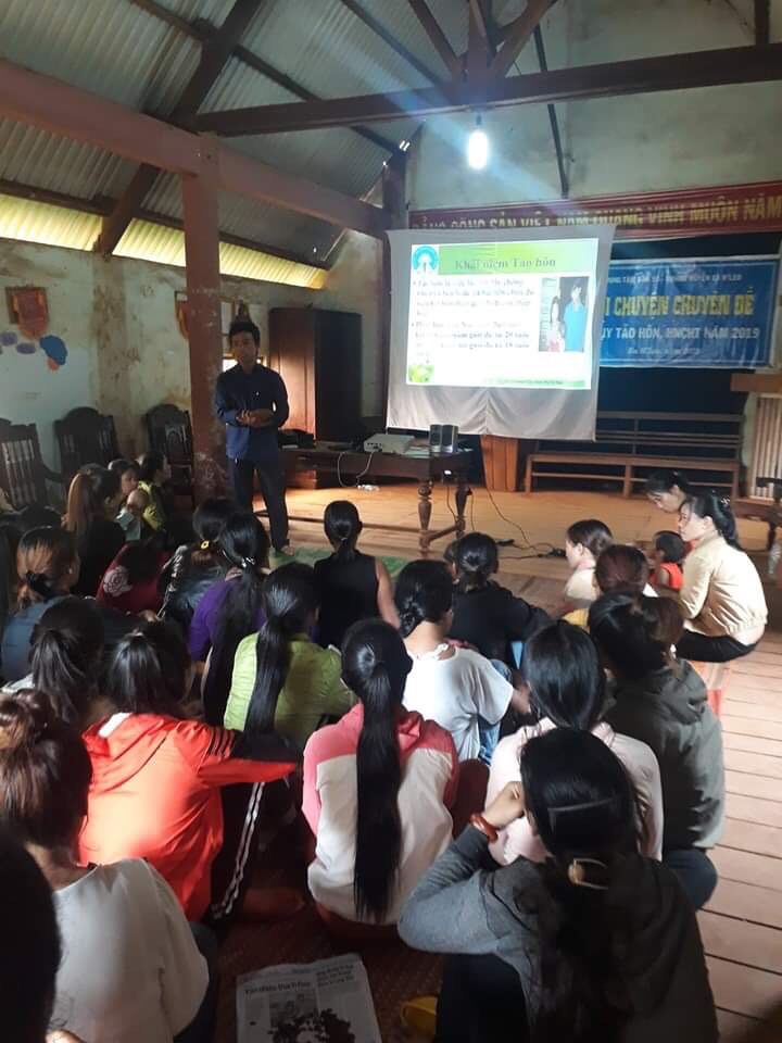 Hội Liên hiệp Phụ nữ huyện Ea H’Leo tổ chức buổi nói chuyện chuyên đề về hệ lụy tảo hôn và hôn nhân cận huyết thống