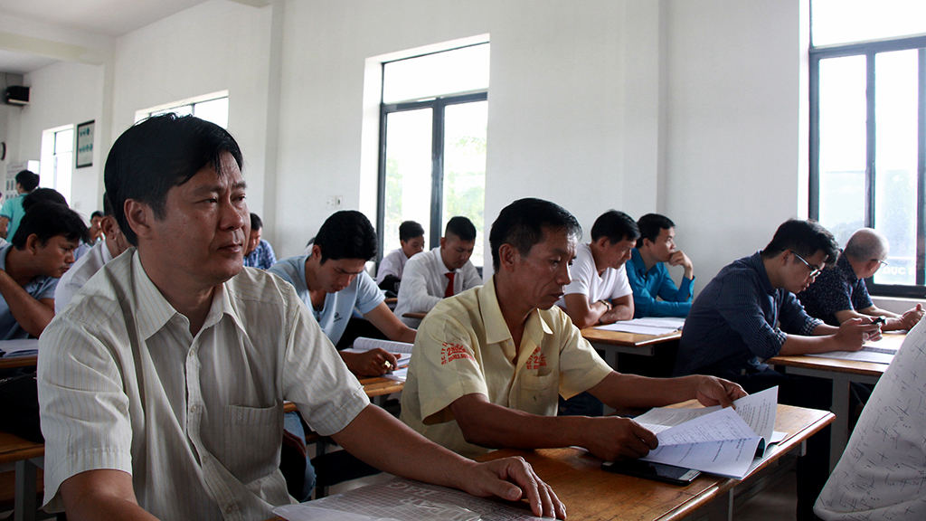 Tập huấn nâng cao nhận thức và kĩ năng thực hành lái xe vận chuyển hành khách và lái xe taxi trên địa bàn tỉnh