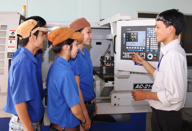 Báo cáo tình hình thực hiện Luật Việc làm