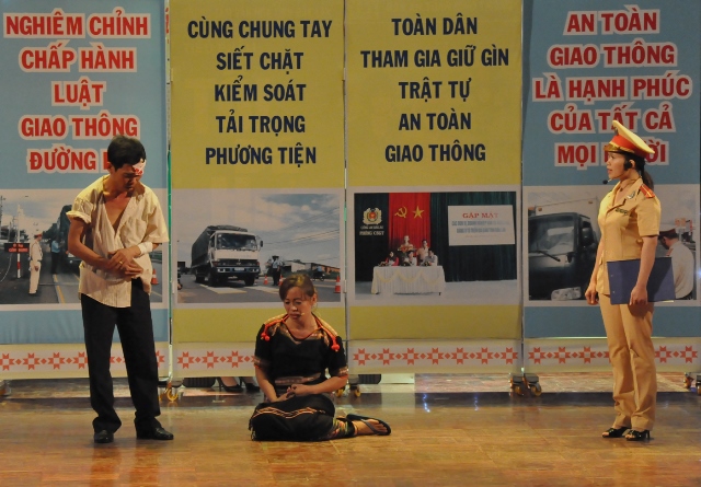 Đa dạng hình thức tuyên truyền phổ biến, giáo dục pháp luật về trật tự an toàn giao thông