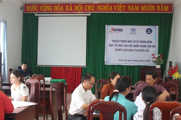 Truyền thông về cách phòng bệnh sốt xuất huyết và Zika tại huyện Lắk