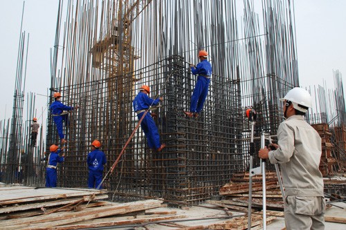 Báo cáo về tình hình thực hiện pháp luật về đầu tư xây dựng