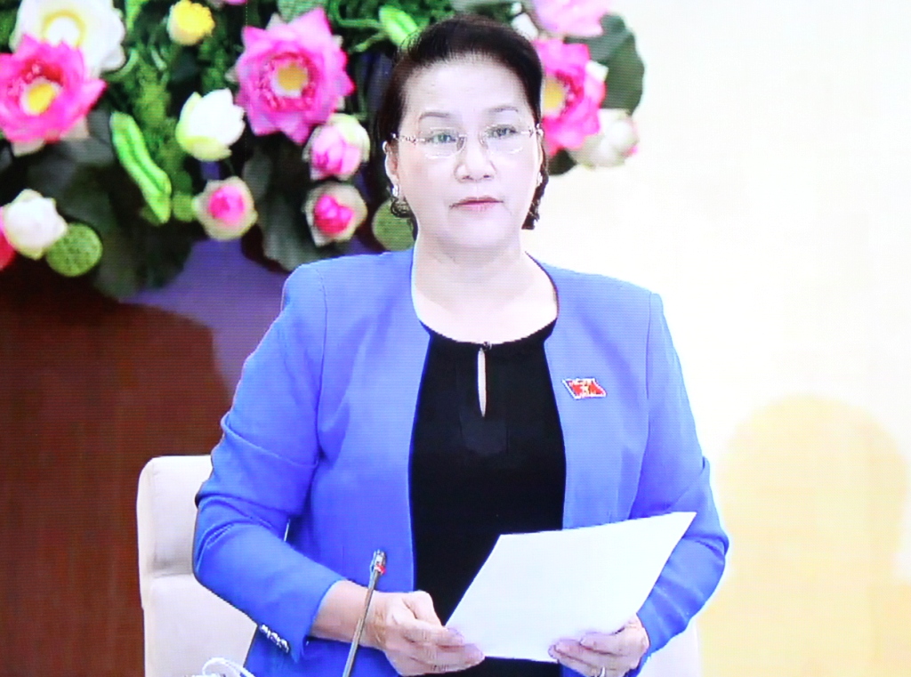 Phiên chất vấn và trả lời chất vấn về việc thực hiện các nghị quyết, kết luận của Ủy ban Thường vụ Quốc hội