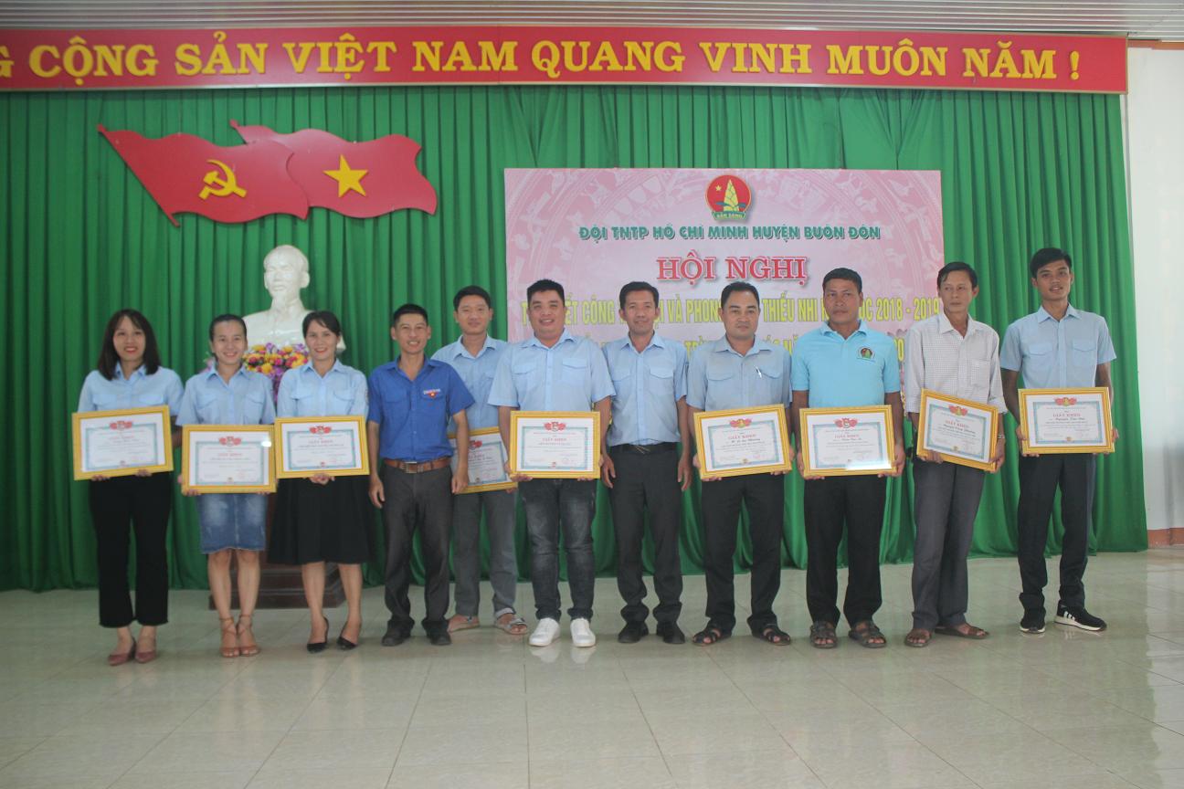 Huyện Buôn Đôn: Tổng kết công tác Đội và phong trào thanh thiếu nhi năm học 2018 – 2019