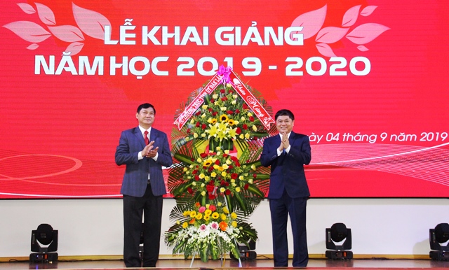 Trường Tiểu học, THCS, THPT Hoàng Việt khai giảng năm học 2019 - 2020